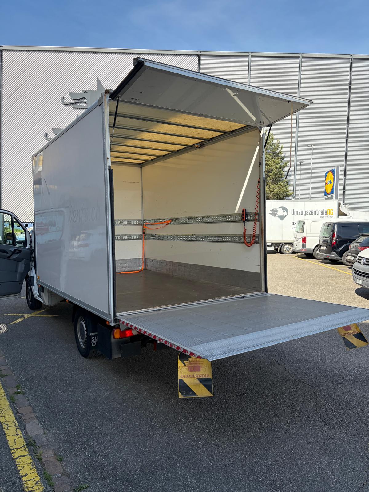 VW Crafter Heck mit Hebebühne
